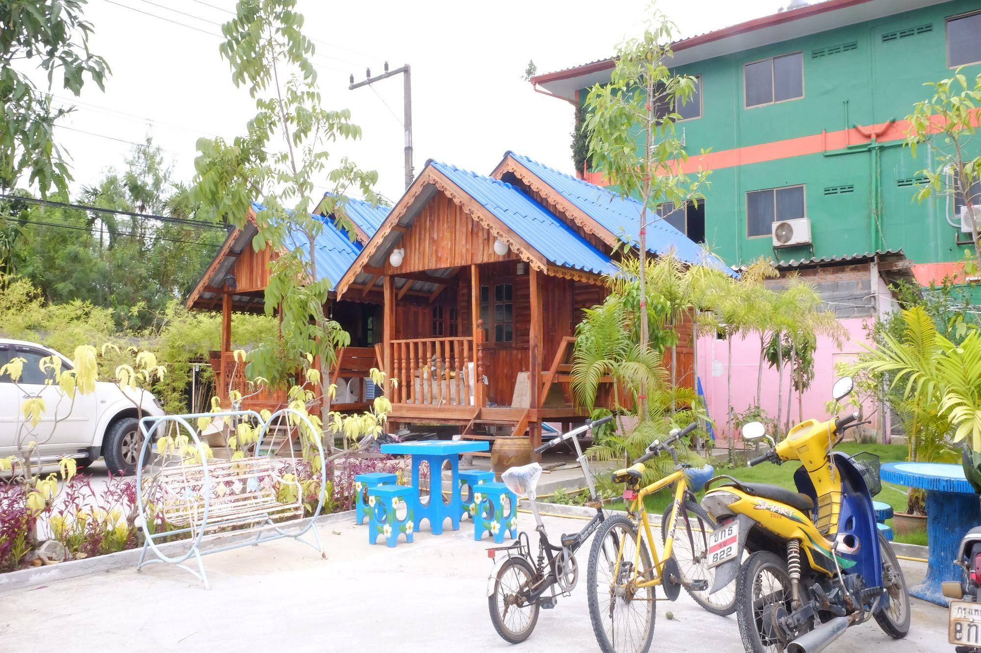 Suksomjai Hotel Rayong Ngoại thất bức ảnh